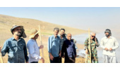 عملیات سریع نیروهای منابع طبیعی برای مهار خطر سرایت آتش به اراضی ملی در نهاوند