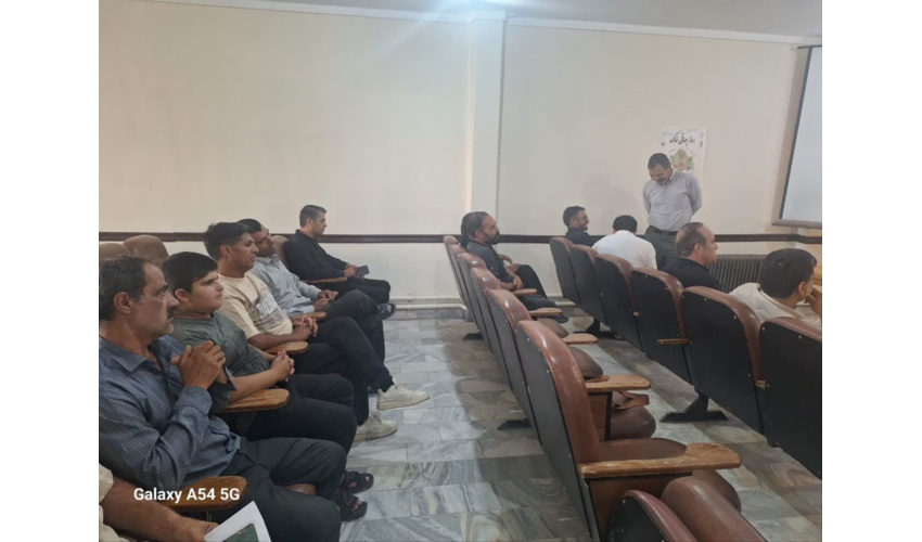 برگزاری کلاس آموزشی کشت گیاهان دارویی مرتعی در کبودرآهنگ