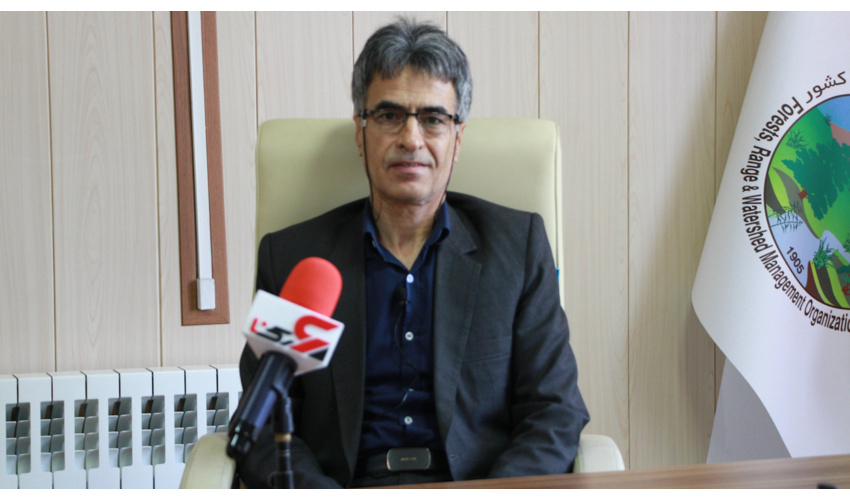 برگزاری مراسم زیارت عاشورا در دهه اول ماه محرم در اداره کل منابع طبیعی و آبخیزداری استان همدان 