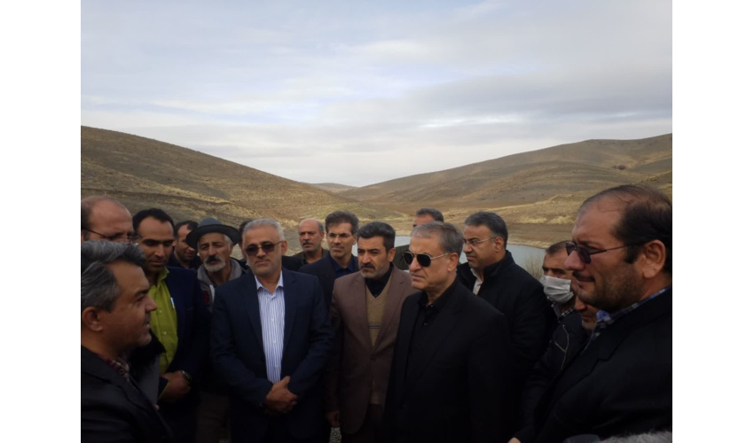 بازدید رییس اداره  منابع طبیعی  و آبخیزداری شهرستان ملایر از دپوهای سنگ سیلیس ازندریان 