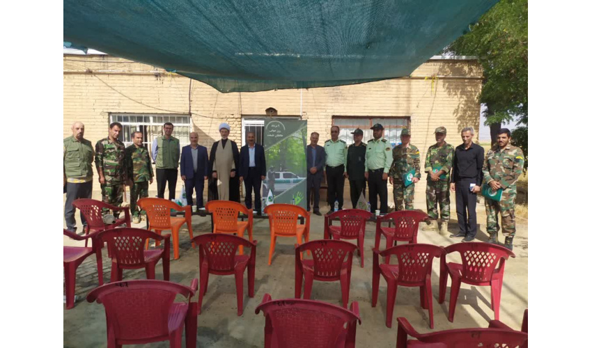 در روز نهم مرداد و بمناسبت روز جهانی جنگلبان از جنگلبانان شهرستان همدان تقدیر شد.