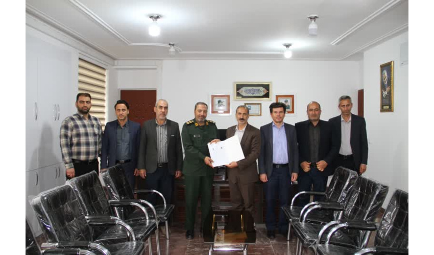 انعقادتفاهم نامه همکاری مشترک اداره کل منابع طبیعی و مرکز آموزشی قدس نیروی زمینی سپاه استان همدان 