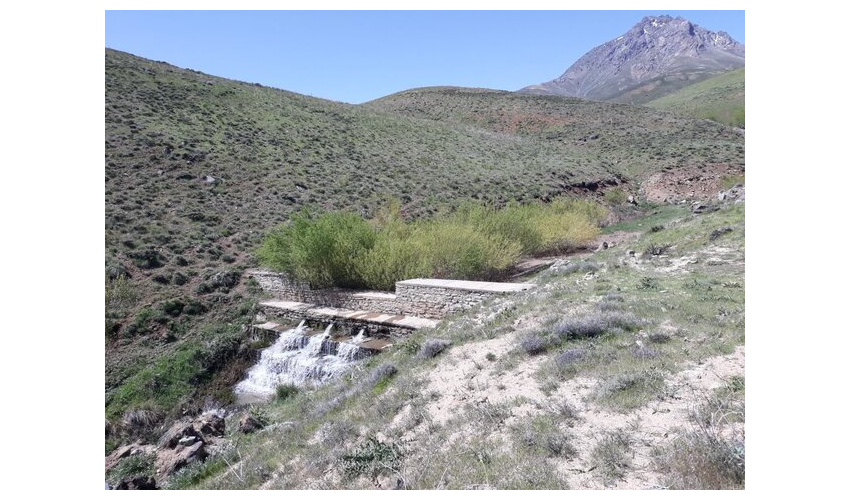 وجود 1351 سازه کوچک و بزرگ آبخیزداری در شهرستان بهار