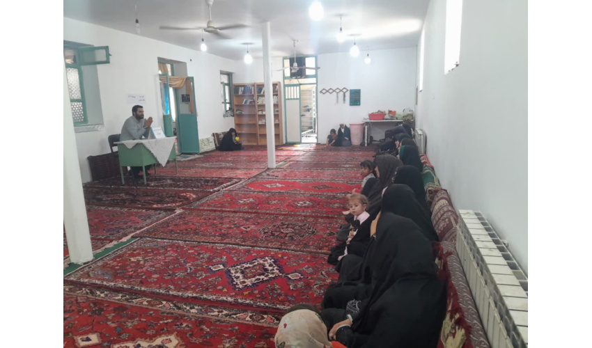  کلاس کشت گیاهان دارویی در روستای چورمق رزن