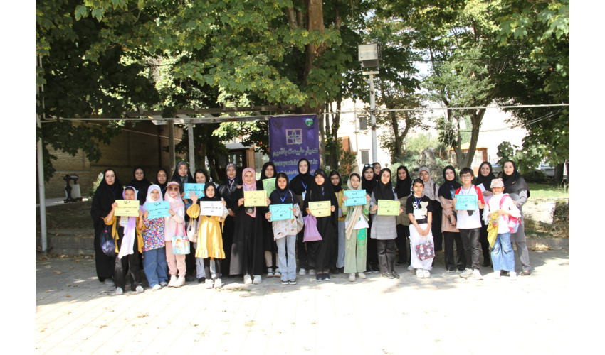 کارگاه آموزشی و بازدید ترویجی اعضای کانون پرورش فکری استان همدان از باغ گیاهان دارویی