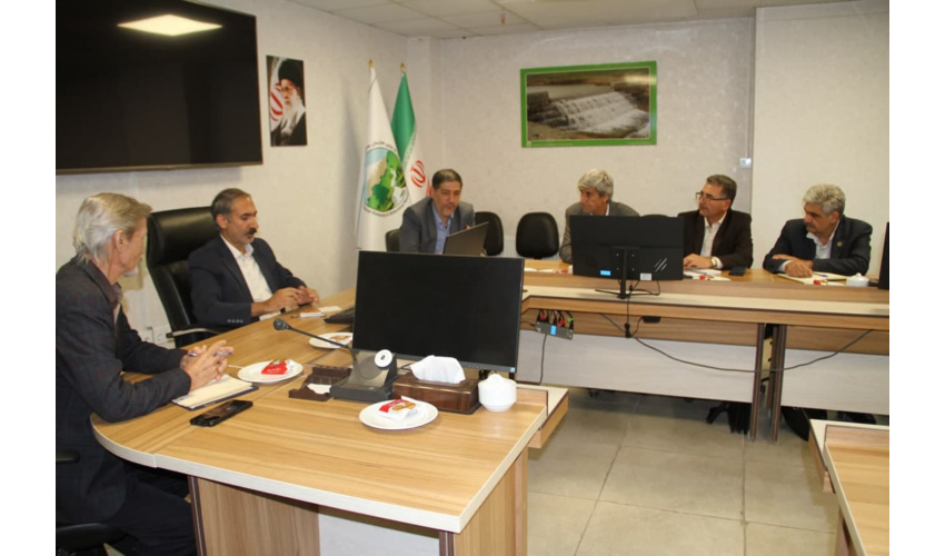 برگزاری نشست هم اندیشی "حفظ منابع طبیعی،توسعه معادن"