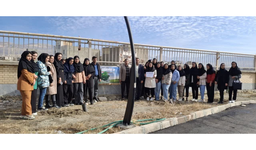 پویش نهال دانایی به مناسبت روز دانشجو    